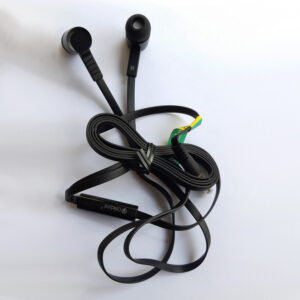 celebart wired handsfree model G13