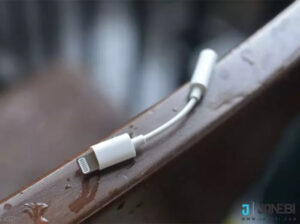 تبدیل لایتنینگ به جک 3.5 میلی متری اصلیConvert Lightning to original 3.5mm jack